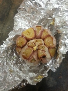 The Wannabe Herbivore: roasted garlic